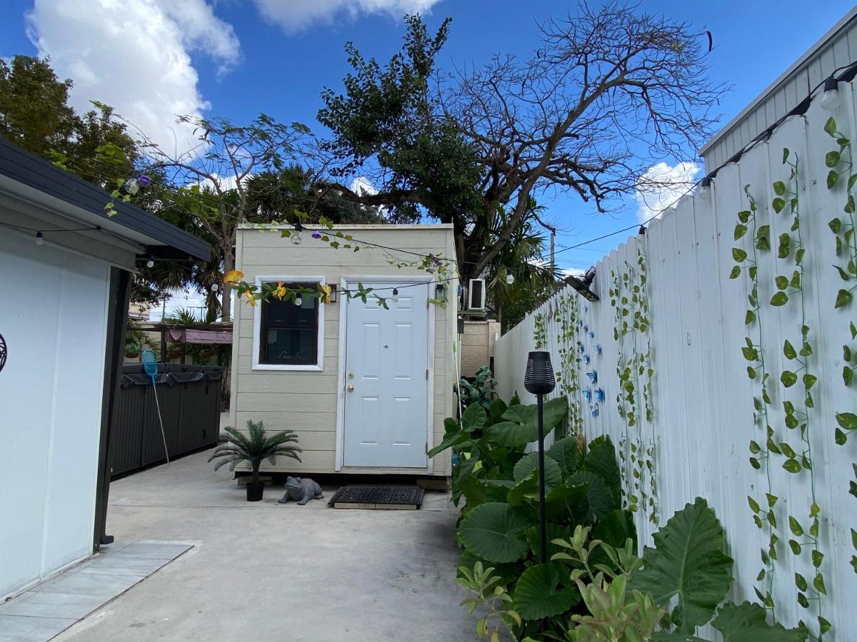 Tiny Place W Private Hot Jacuzzi 7 Min To Miami International Airport Exterior foto